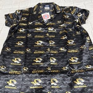 Missouri Sports College Officially Licensed Women’s Button Mizzou Night Shirt, M